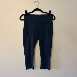Lululemon Athletica Navy Cropped Leggings
